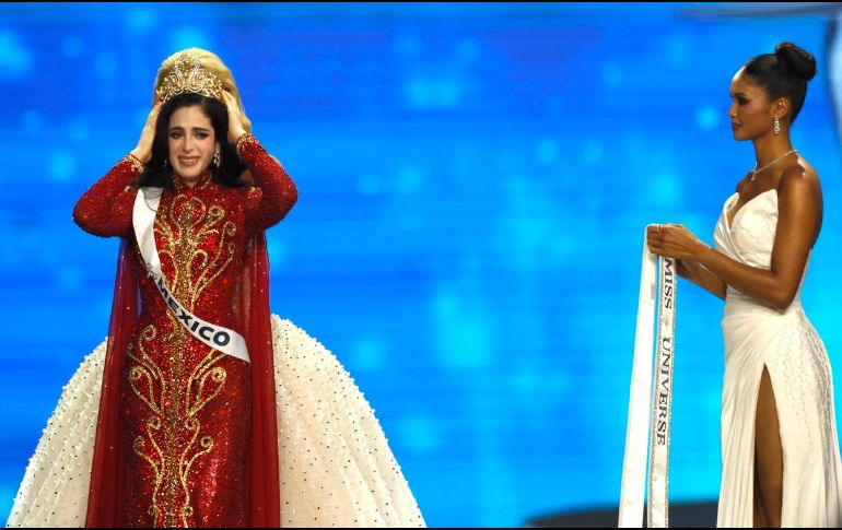 Omar Harfouch, pianista franco-libanés que informó de su renuncia como juez del certamen días antes de la final, señaló falta de transparencia en Miss Universo. EFE/EPA/R. Yongrit