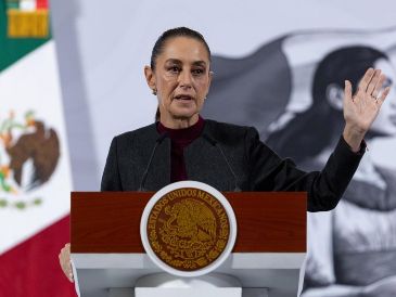 La Presidenta, además, detalló que la refinería Olmeca está produciendo cerca de 300 mil barriles diarios de petróleo. SUN / H. Salvador