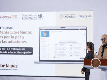 Ricardo Villanueva, subsecretario de Educación Superior, explica que a partir de hoy se puede ingresar a la plataforma con la cuenta Llave MXSUN / H. Salvador