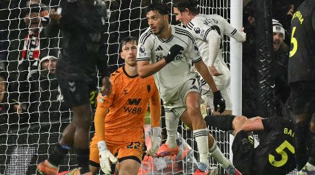 Con este gol, Jiménez pone fin a su sequía goleadora en la Premier League, sumando dos goles en lo que va de la temporada. AFP / G. Kirk