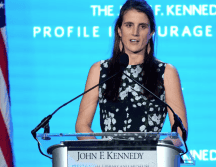 Tatiana Schlossberg, hija de Caroline Kennedy y Edwin Schlossberg en la Librería Presidencial y Museo John F. Kennedy en Boston, el 29 de octubre de 2023. AP / ARCHIVO