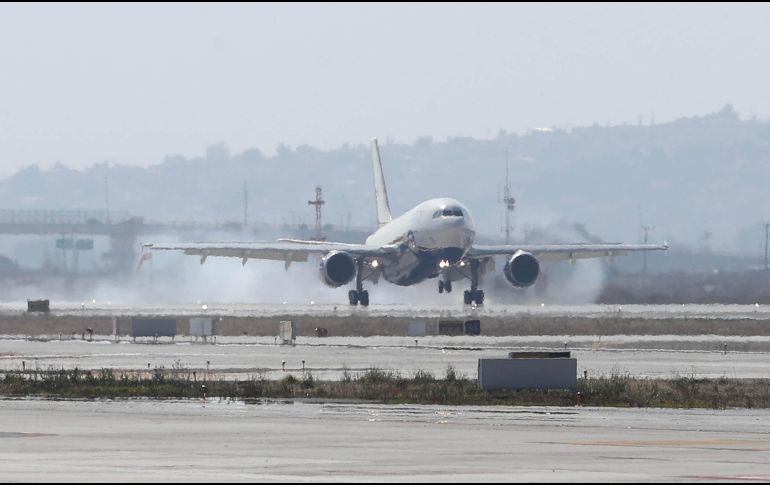El AIFA recomendó a las y los usuarios del servicio de transporte que tomen sus precauciones y se trasladen con anticipación al aeropuerto. SUN / ARCHIVO