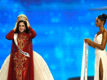 Aunque se trata de una versión extraoficial, se menciona que las reinas y amigas de Fátima recibirían las atenciones como agradecimiento al compañerismo, apoyo y hermandad. EFE / ARCHIVO