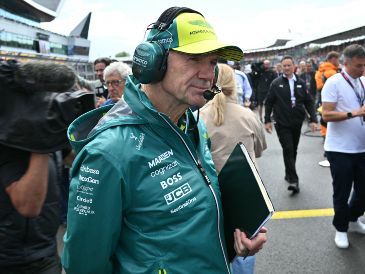 Antes de llegar al grupo británico, se desempeñó como ingeniero de Red Bull, donde trabajó con los coches del mexicano Sergio "Checo" Pérez y el tetracampeón del mundo Max Verstappen. AFP / ARCHIVO