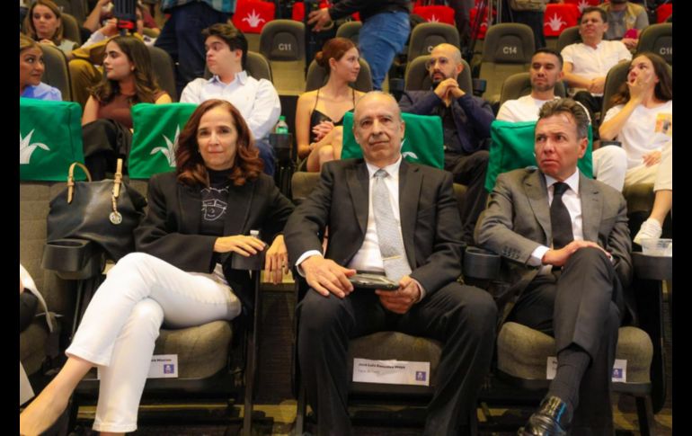 El homenaje concluyó con la proyección del documental 