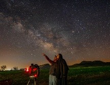 La Noche de las Estrellas es un esfuerzo colaborativo que reune a la UNAM, el IPN, la Academia Mexicana de Ciencias, el INAOE y la SECIHTI. UNSPLASH / A. NEMATI