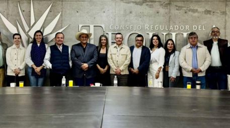 La reunión tuvo como propósito que la CNIT y el CRT expusieran la situación actual de la agroindustria tequilera y los principales retos del sector. ESPECIAL