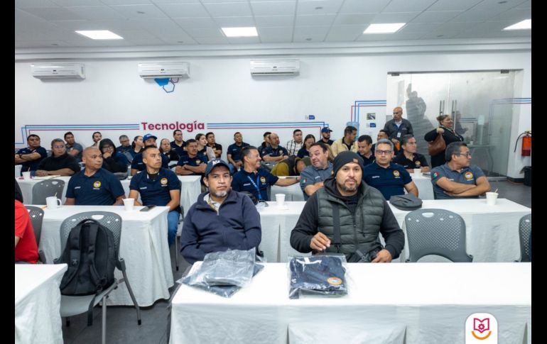 Laboratorio PISA facilitó sus instalaciones para la realización de las sesiones, esta colaboración garantizó que los participantes tuvieran acceso a un entorno adecuado y propicio para el desarrollo de la capacitación. CORTESÍA