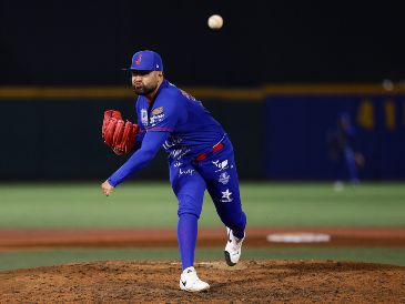 Alemao Hernández se anotó la victoria después de lanzar seis entradas en las que permitió dos hits, ponchó a uno y no admitió carreras. CORTESÍA/Charros de Jalisco