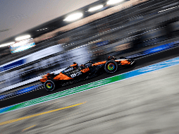 Oscar Piastri tuvo el mejor tiempo en el primer entrenamiento libre en el trazado de Lusail por delante de su compañero de escudería, Lando Norris. EFE / A. Haider