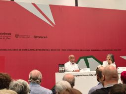 El libro de Leonardo Padura, inspirado en un caso real de parricidio, explora una narrativa que gira en torno a Rodolfo, un hombre jubilado que enfrenta el regreso de su hermano Geni, quien cometió dicho crimen. EL INFORMADOR/ N. ANDRADE.