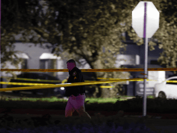 El tiroteo ocurrió poco antes de las 18:00 horas, dentro de un salón de banquetes, a unos 64 kilómetros al sur de Sacramento. EFE / John B. Mabanglo