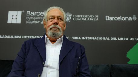 El recién anunciado Premio Cervantes 2025 tomó el micrófono durante la FIL Guadalajara para hablar de su nuevo libro, 