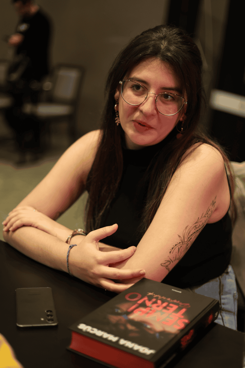 La literatura juvenil, asegura Marcús, dejó de ser un rincón solitario para convertirse en un territorio fértil donde miles encuentran historias que dialogan con su propia vida. EL INFORMADOR / A. Navarro