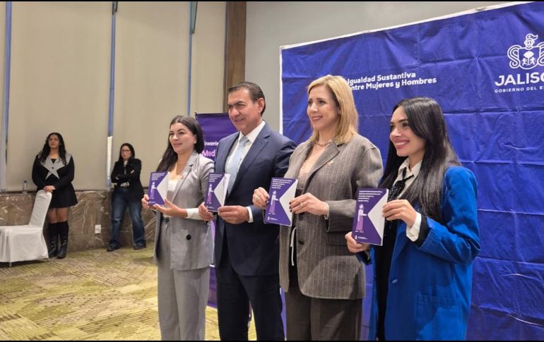 Esta mañana presentaron los Lineamientos para la Promoción y Difusión de Contenidos Libres de Estereotipos de Género, Revictimización y Lenguaje Sexista. EL INFORMADOR / J. VELAZCO