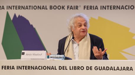 El encuentro permitió a los jóvenes preguntar al maestro, en persona y frente a frente. EL INFORMADOR/ A. NAVARRO.