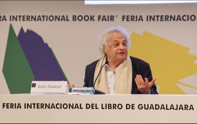El encuentro permitió a los jóvenes preguntar al maestro, en persona y frente a frente. EL INFORMADOR/ A. NAVARRO.