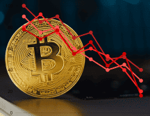 la inversión en bitcoin su principal enfoque de negocio, fueron golpeadas por la venta masiva del lunes. ESPECIAL