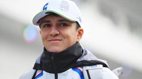 Isack Hadjar se unirá a Max Verstappen para formar la alineación de pilotos de Re Bull para 2026. AFP / ARCHIVO