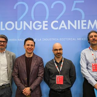 Menos libros, más dinero, el balance editorial 2024 que presenta CANIEM en la FIL
