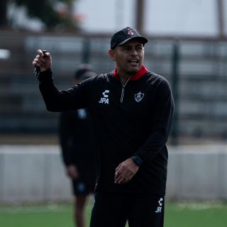 Juan Pablo Alfaro asume el mando del Atlas Femenil