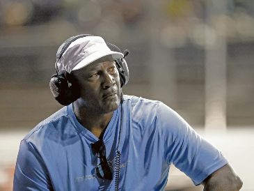 Jordan quiere que la NASCAR le de un trato justo a sus equipos. AFP