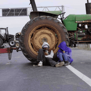 Campesinos se manifiestan contra reforma a Ley de Aguas en San Lázaro