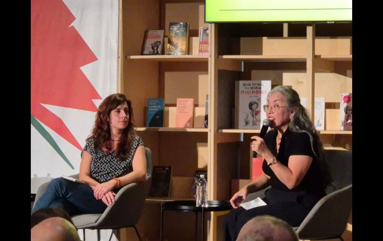 Cristina Rivera Garza, autora del prólogo del libro y ganadora del Premio Pulitzer 2024, tomó la palabra para describir la potencia del proyecto. EL INFORMADOR / F. Salcedo