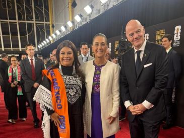 El sorteo contará además con la asistencia de los tres mandatarios anfitriones, Sheinbaum, el canadiense Mark Carney y el presidente Donald Trump. X / @ClaraBrugadaM