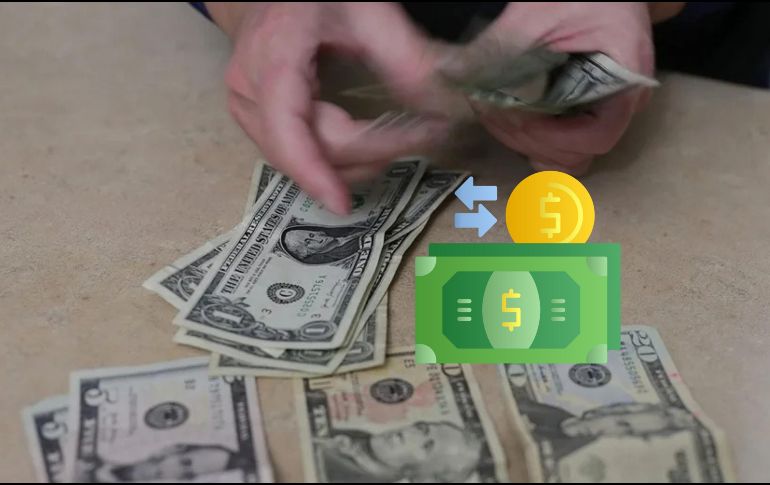 De acuerdo con el análisis de BBVA, México registró en octubre 5 mil 635 millones de dólares en remesas familiares, el mayor monto en 12 meses, pero insuficiente para frenar la caída anual de 1.7%. EFE / ARCHIVO