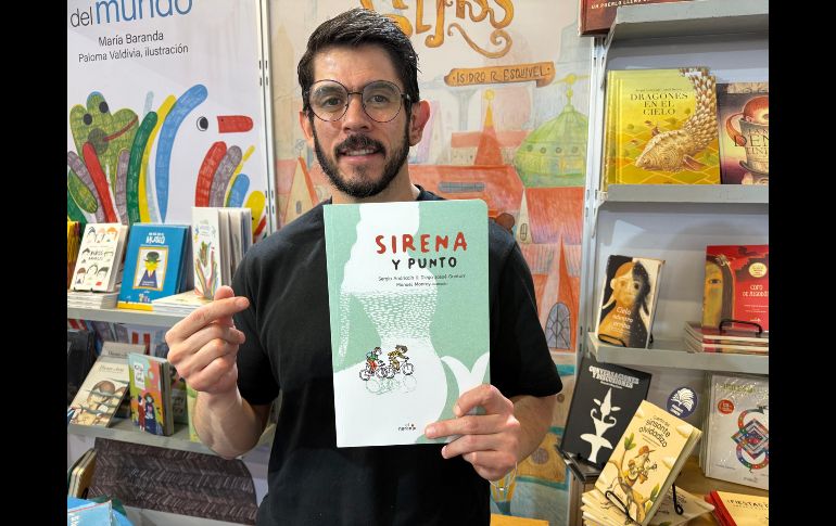 Para su regreso a la FIL este fin de semana, Gontorr decidió llevar una pieza realizada por él como complemento visual. EL INFORMADOR / H. NAVARRO