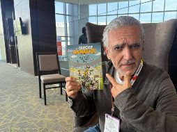 Durante una conversación con EL INFORMADOR, el caricaturista explicó que el título alude tanto a su tercera entrega como al tercer Mundial que vivirá México. EL INFORMADOR / H. NAVARRO