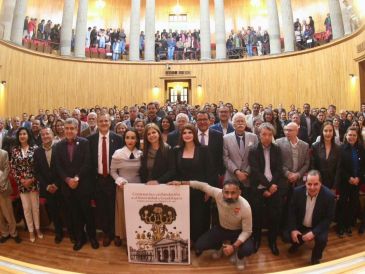 El libro fue presentado en el Paraninfo Enrique Díaz de León de la Universidad de Guadalajara. ESPECIAL