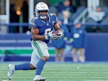 Los Seahawks han tenido un gran desempeño como visitantes, hoy van contra los Falcons en Mercedes-Benz Stadium de Atlanta. AFP