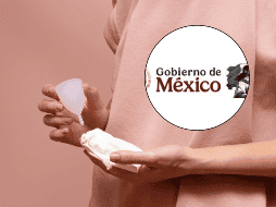 La iniciativa nacional busca impulsar con mayor información y acompañamiento a mujeres y personas menstruantes  en espacios académicos evitando su ausentismo. UNSPLAS/Oana Cristina/FACEBOOK/Gobierno de México