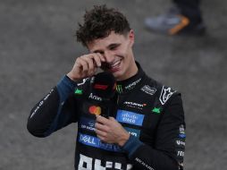 Norris dijo que este triunfo no habría sido posible sin su increíble equipo. EFE / A. HAIDER