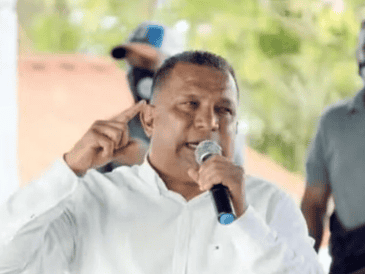 Su carrera política comenzó en el ámbito municipal: en 2008 fue electo alcalde de Porlamar por la coalición opositora Mesa de la Unidad Democrática (MUD) y logró la reelección en 2013. FACEBOOK / Alfredo Díaz