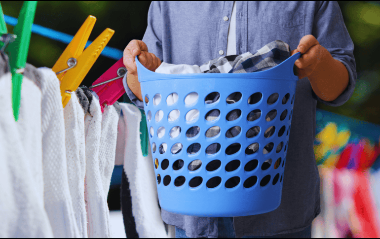 Al final, lavar ropa deportiva para que no huela mal no es cuestión de comprar productos milagro, sino de ajustar unos cuantos hábitos. ESPECIAL / CANVA