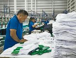 Producción en marcha en las nuevas instalaciones de Lazzar Uniformes en Guadalajara. EL INFORMADOR/ J. Acosta
