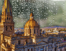 Clima en Guadalajara: El pronóstico de lluvia para este día es del 32%, pero disminuye a partir del miércoles. ESPECIAL / CANVA