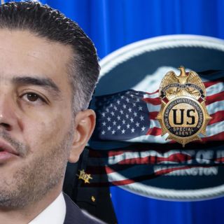 México pide a EU datos sobre exagente de la DEA acusado de vínculos criminales