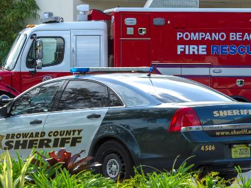 Imágenes transmitidas por WLKY-TV Louisville mostraron una fuerte presencia de vehículos policiales en las inmediaciones de un complejo de dormitorios. EFE/ ARCHIVO