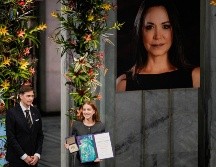 El director del instituto noruego del Nobel y el portavoz de Machado, dijeron más temprano este miércoles que ella no podría asistir a la ceremonia. En su lugar, lo hizo su hija Ana Corina Sosa. EFE/S. LYSBERG