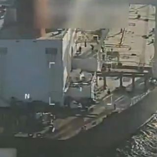 Venezuela tilda de 'robo descarado' la confiscación de buque petrolero por parte de EU