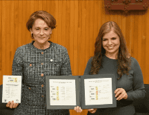 Karla Planter Pérez coincidió en que, con este acto, la historia de la UdeG se entrelaza con una de las expresiones más nobles de la comunicación humana. ESPECIAL / UdeG