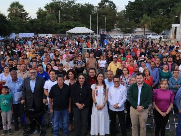 La presidenta municipal reconoció el valor simbólico y material que representa para miles de personas tener estos documentos. ESPECIAL