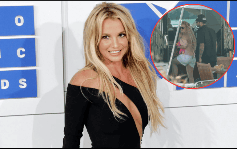 Un hombre acompaña a Britney Spears en sus vacaciones. EFE / ARCHIVO / ESPECIAL / PAGE SIX