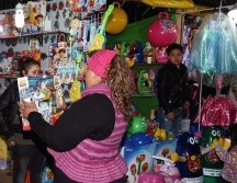 Es una tradición que los tianguis nocturnos animen varias colonias de Guadalajara, Zapopan, Tlaquepaque y Tonalá. NTX / ARCHIVO