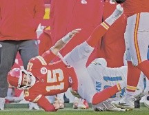 Patrick Mahomes sufrió rotura de ligamento anterior cruzado de la rodilla izquierda. AP