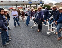 Integrantes de la ANTAC dijo que piden “seguridad para los transportistas en carreteras, salir a trabajar y volver a casa.” NTX / ARCHIVO